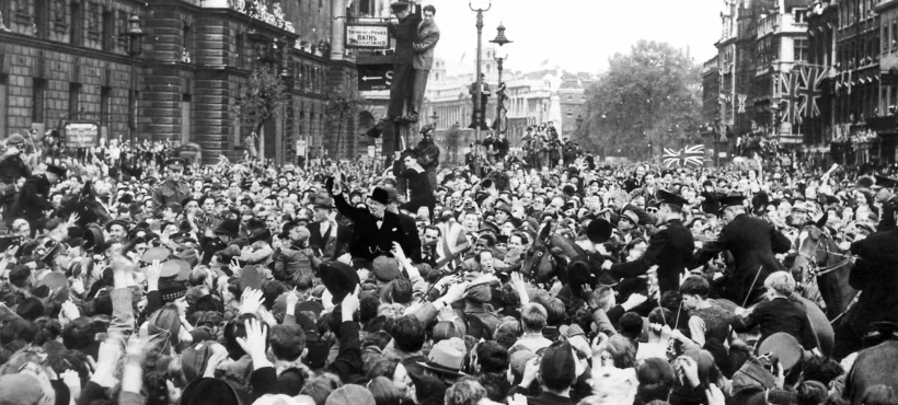 Après « la Victoire ».Toujours plus ? Un article d’Aurélien !