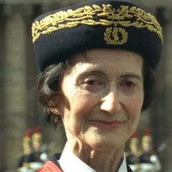 Hommage au Médecin-Capitaine Valérie André : Une Pionnière des Cieux et de la Médecine